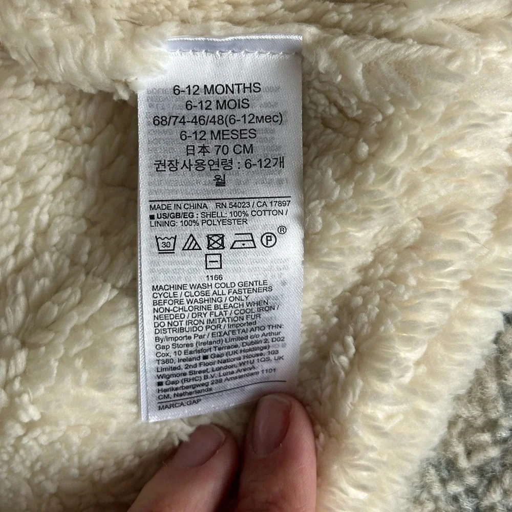 NWT Baby Gap Grey Cotton Sherpa Hooded Jacket size 6-12 months - Picture 13 of 13